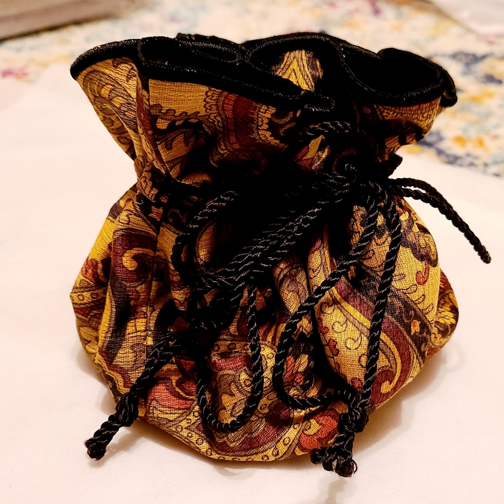 New- Jewelry drawstring travel pouch
